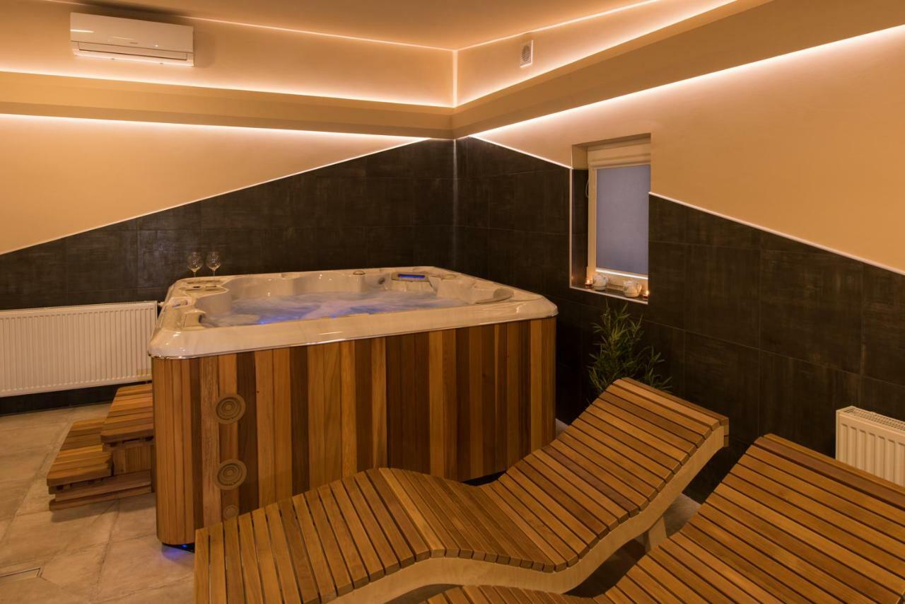 Seasons Apartmani Osijek Bagian luar foto