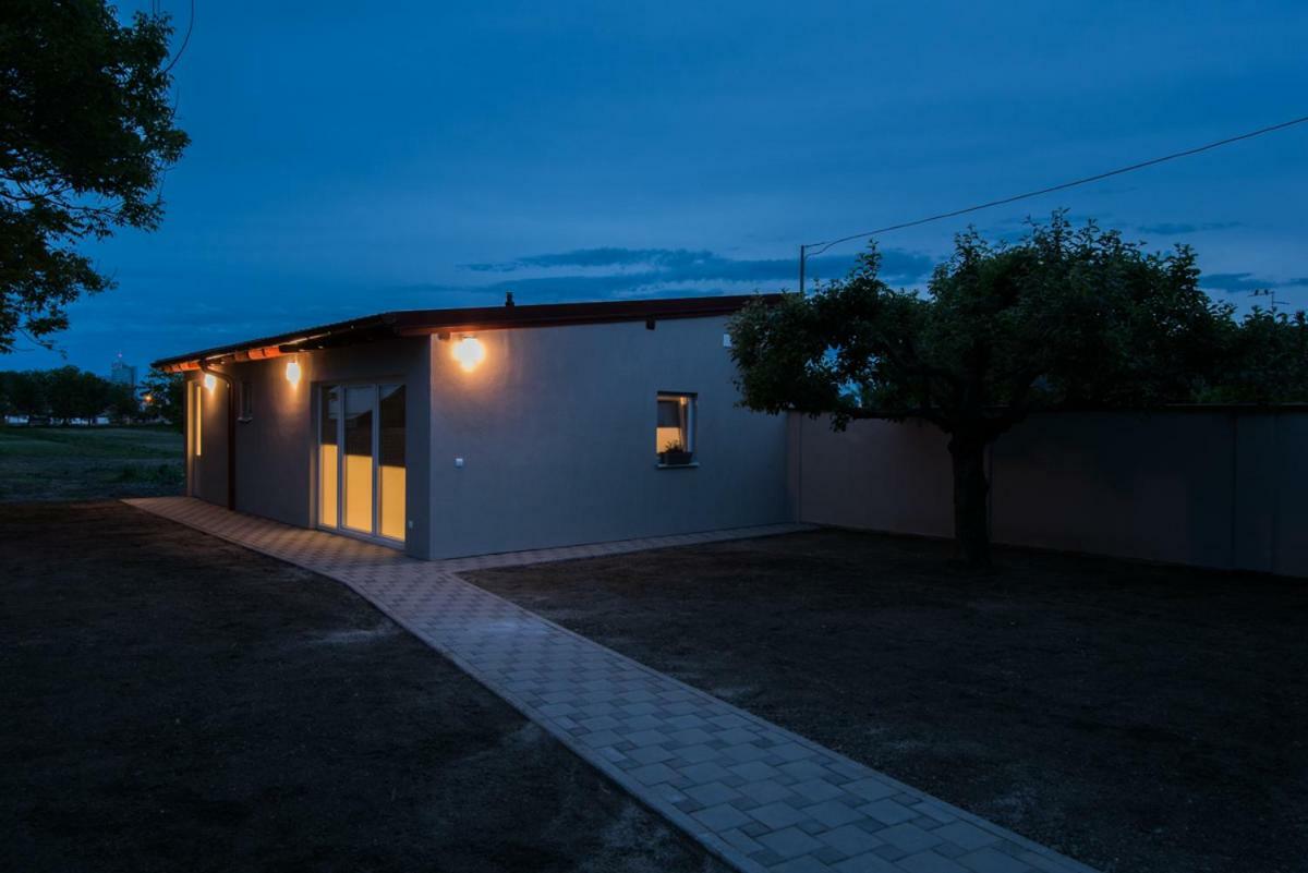Seasons Apartmani Osijek Bagian luar foto