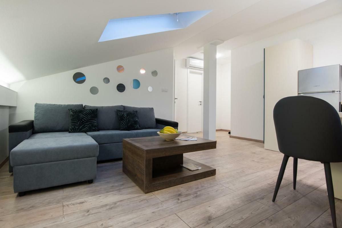 Seasons Apartmani Osijek Bagian luar foto