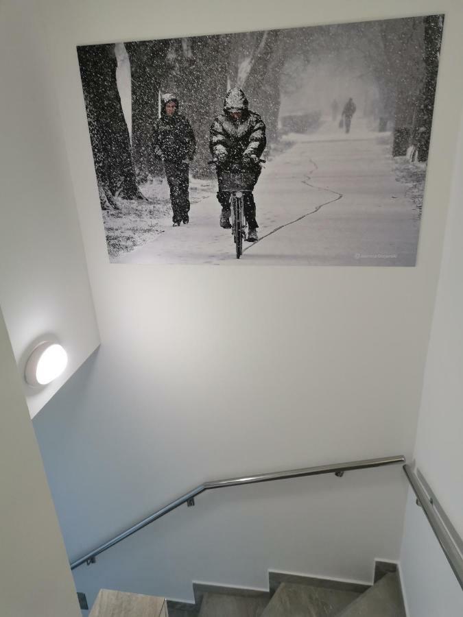 Seasons Apartmani Osijek Bagian luar foto