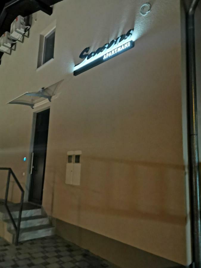 Seasons Apartmani Osijek Bagian luar foto